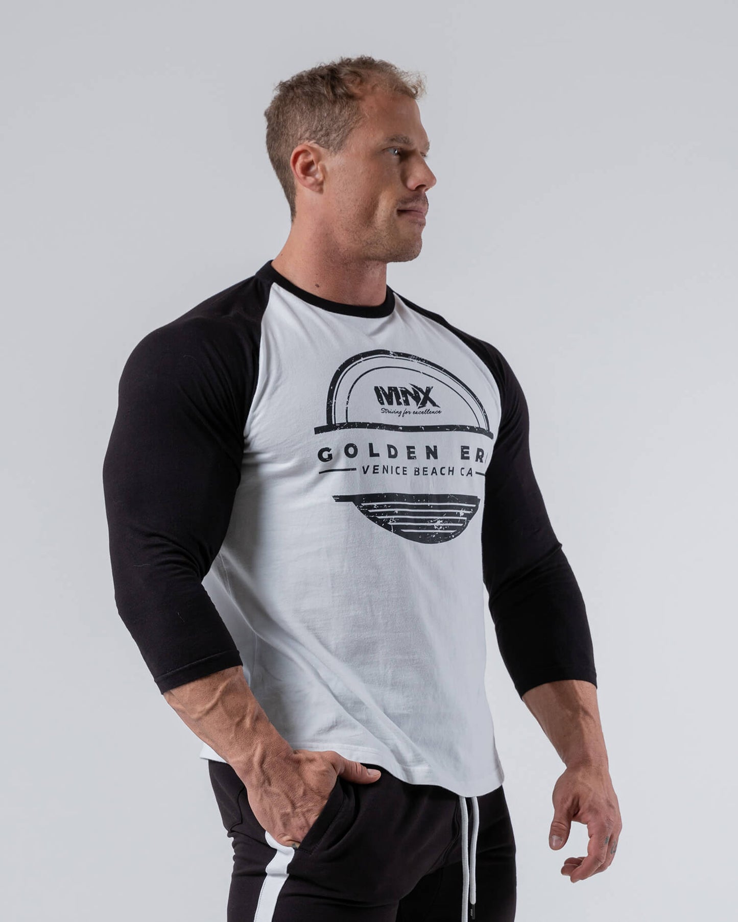 MNX Raglan Top Golden Era White - FEN sport nutrition